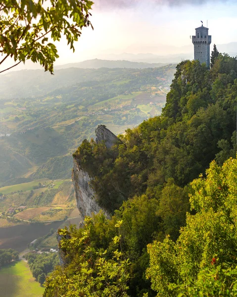 Montale wieżę w San Marino — Zdjęcie stockowe