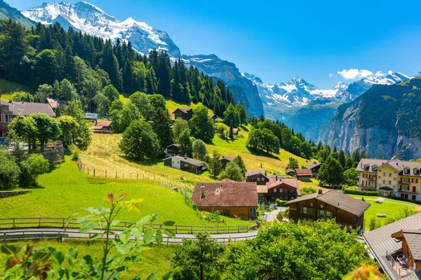 Горная деревня Венген, Швейцария — стоковое фото