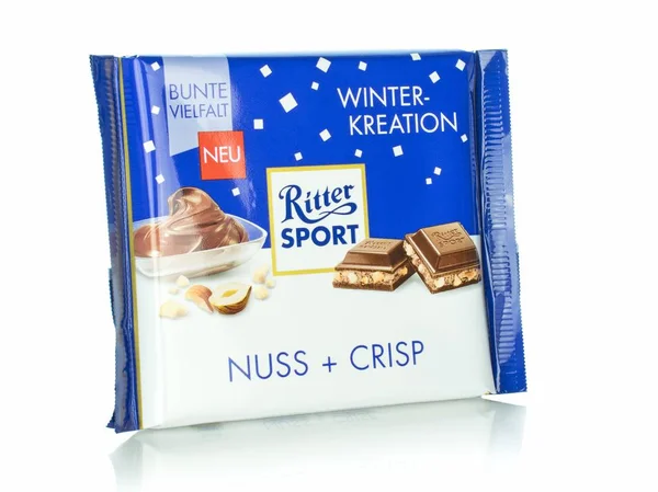 德国尼德萨克森 2018年12月14日 一块白背景上的 Riter Sport Nuss 和克里普风味巧克力 — 图库照片
