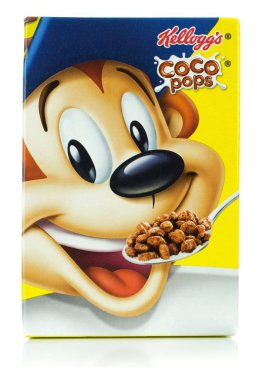 Niedersachsen, Almanya 6 Temmuz 2019: Kellogg's Coco Pops kahvaltılık gevrek beyaz arka plan üzerinde tek bir hizmet mini kutu