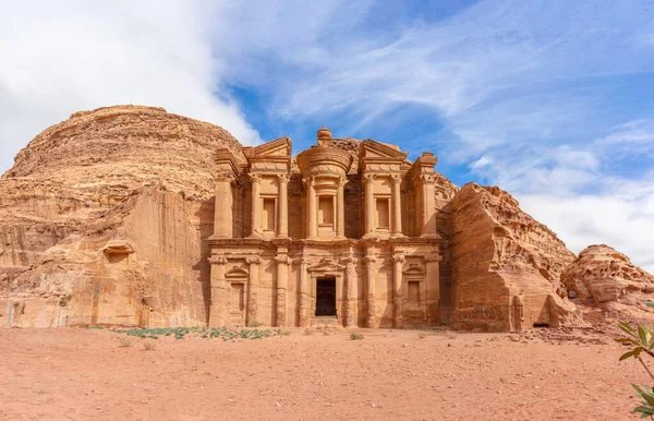 Deir Vagy Deir Tájképe Kolostor Egy Kőből Faragott Monumentális Épület — Stock Fotó
