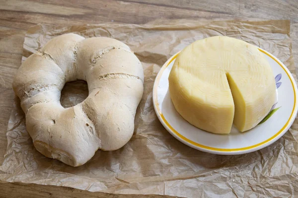 Calabria Daki Monte Poro Nun Pekorino Peynirli Yapımı Somun Ekmeği — Stok fotoğraf