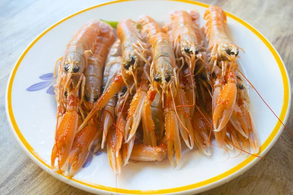 Fresh scampi of mediterranean sea — Stock Photo, Image