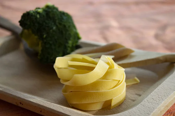 Varietà di pasta con broccoli — Foto Stock