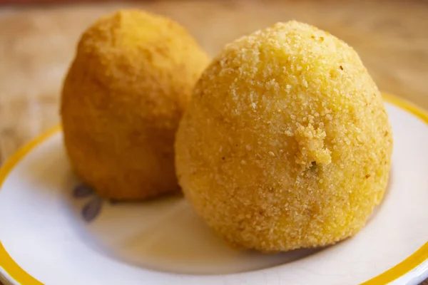 Sicilian arancine just fried — Stock Photo, Image