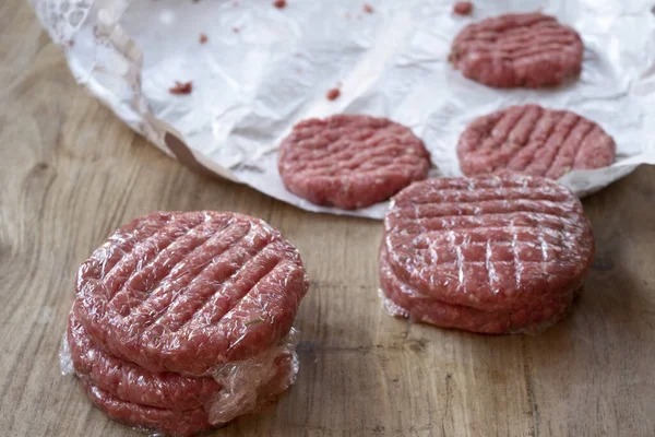 Preparação Casa Hambúrgueres Carne Bovino Para Congelar — Fotografia de Stock