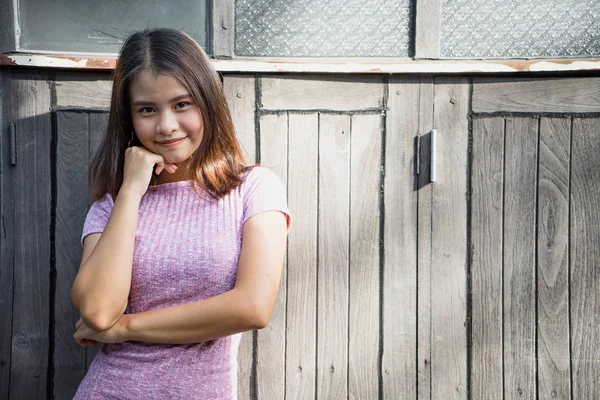 Estilo Moda Jovem Mulher Feliz Menina Asiática Sorrindo Vintagestyle — Fotografia de Stock