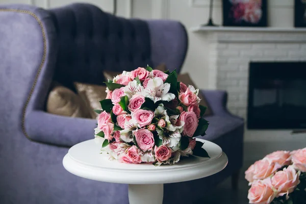 Hermoso Ramo Rosas Interior Accesorios Boda — Foto de Stock