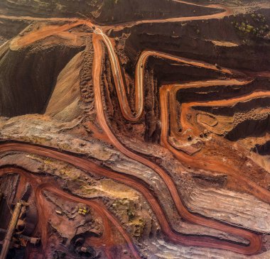 Açık demir cevheri kariyer. Ukrayna