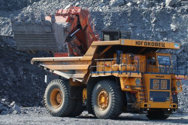 Demir cevheri taş ocakları teknikte. BelAZ