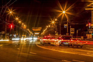 Gece şehir ışıkları. Taşıma