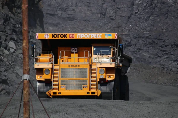 Technique Dans Les Carrières Minerai Fer Belaz — Photo