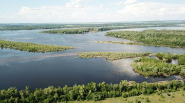 Büyük bir su kütlesi. Yüksek kalite fotoğraf