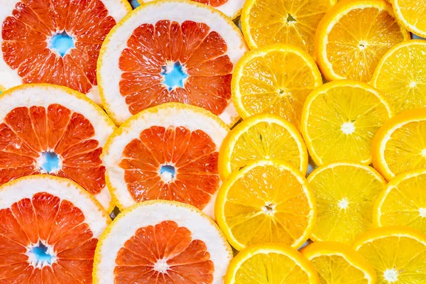 Izolált citrusfélék darabjai a képen — Stock Fotó