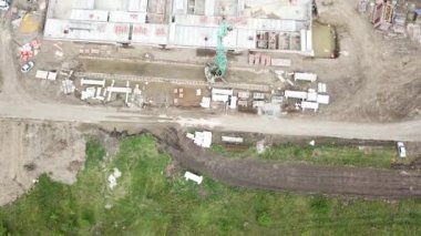 Banliyölerde COVID-19 hastaları için yeni bir enfeksiyon hastanesi inşa ediliyor.