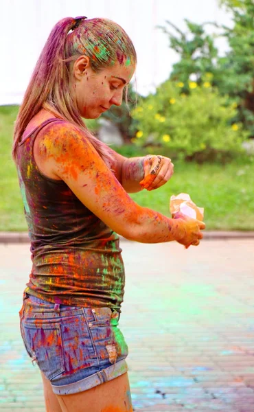 Moskou Rusland Juli 2018 Gooien Kleur Het Holi Color Festival — Stockfoto