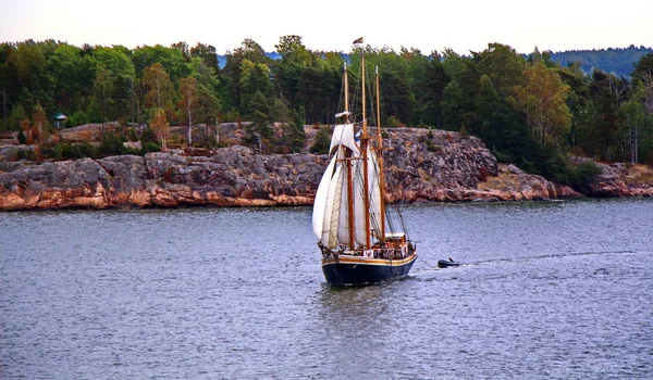 Nave a vela. Foto in stile vintage — Foto Stock