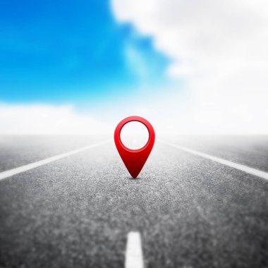 Asfalt karayolu arka plan üzerinde kırmızı Gps pin