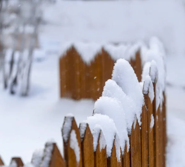 Recinzione Legno Nella Neve — Foto Stock