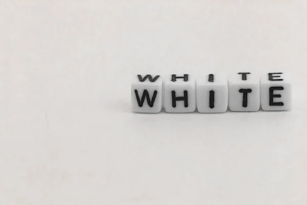 单词从骰子 在白色背景 — 图库照片