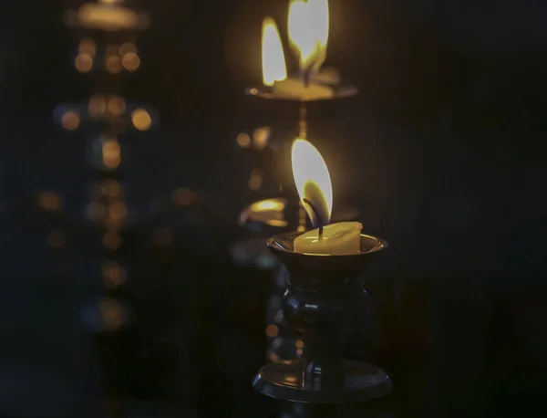 Палаючі Свічки Канделябрах — стокове фото