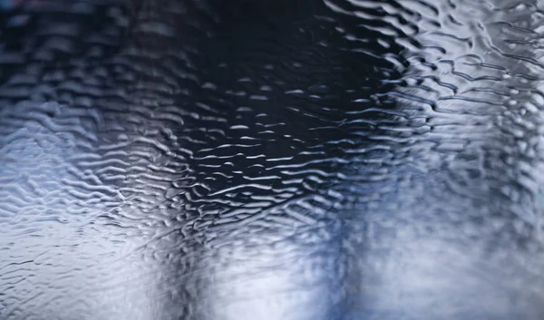 Textura Água Corrente Vidro Carro Durante Lavagem Carro Com Vários — Fotografia de Stock