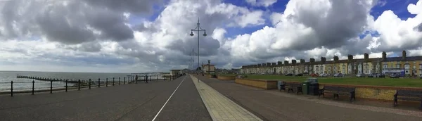 Panorama Promenady Lowestoft Wschodniej Anglii Nadmorska Ścieżka Pomiędzy Plażą Dzielnicą — Zdjęcie stockowe