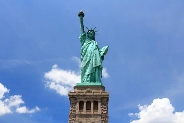 ニューヨーク市の自由の女神像 アメリカ国内のランドマーク — ストック写真