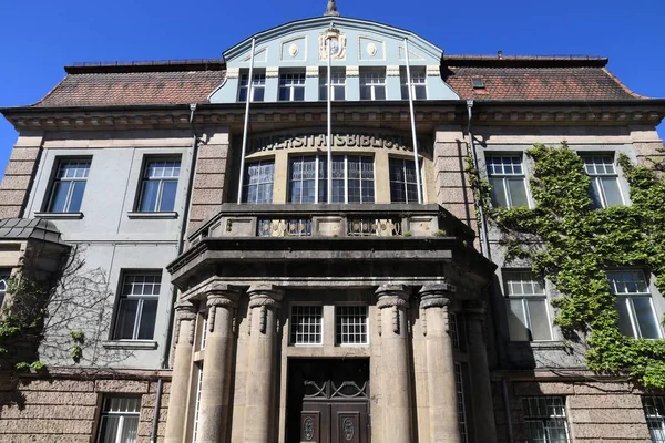 Erlangen kasaba Almanya (orta Franconia bölgesi). Üniversite Kütüphanesi Friedrich-Alexander Üniversitesi Erlangen-Nürnberg.