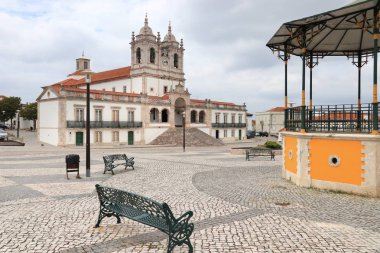 Nazare, Portekiz - Meryem Ana 'nın Sığınağı (Santuario de Nossa Senhora).