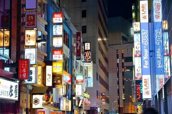 Tokyo Japonya Aralık 2016 Shinjuku Tokyo Bölge Japonya Neon Işıkları — Stok fotoğraf