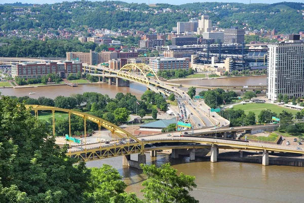 Pittsburgh City Pensilvania Puentes Sobre Los Ríos Monongahela Allegheny — Foto de Stock