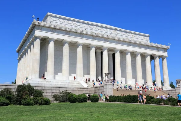 Washington Junio 2013 Gente Visita Monumento Abraham Lincoln Washington Millones — Foto de Stock