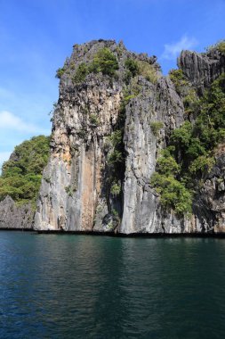 Karstik rock cliffs - Palawan Adası Filipinler Tur atlamalı.