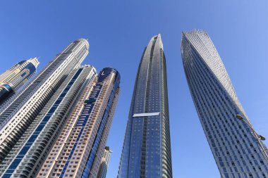 Dubai Yat Limanı manzarası - Birleşik Arap Emirlikleri modern mimari.