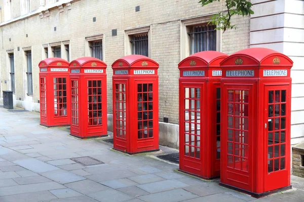 Londra Ngiltere Kırmızı Telefon Kulübesi Sırası — Stok fotoğraf