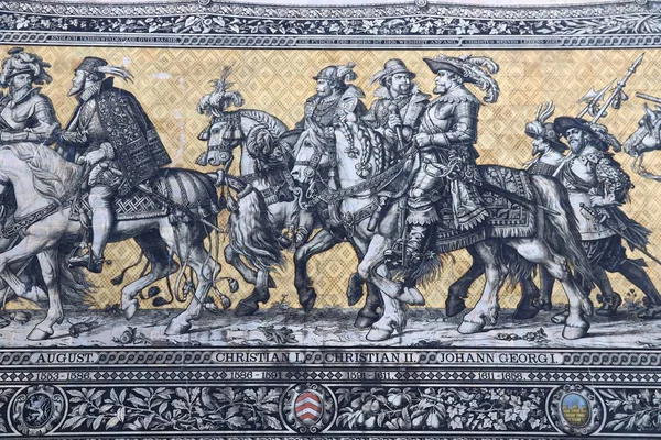 Drážďany Německo Května 2018 Fuerstenzug Procession Princes Nástěnné Mozaiky Malované — Stock fotografie