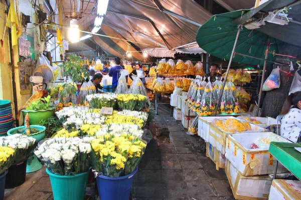 Bangkok Tayland Aralık 2013 Bangkok Gece Çiçek Pazarı Çiçek Pazarı — Stok fotoğraf