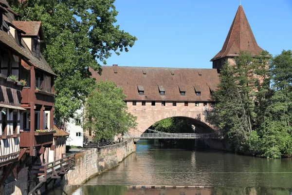 Nuremberg City Germany Schlayerturm Medieval Tower Kettensteg Chain Bridge — Stock Photo, Image