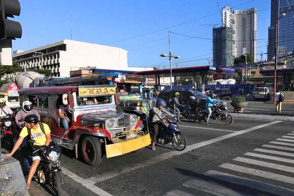 Manila Philippines November 2017 People Drive Heavy Traffic Makati City — Stock Photo, Image