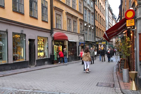瑞典斯德哥尔摩 2010年5月29日 人们访问格姆拉斯坦斯坦 在瑞典斯德哥尔摩 斯德哥尔摩是瑞典的首都 220万人口居住在它的大都会地区 — 图库照片