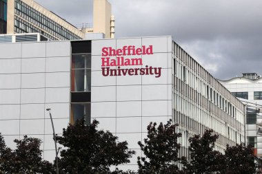 Sheffield, İngiltere - 10 Temmuz 2016: Sheffield Hallam Üniversitesi İngiltere'de. 6. 31,530 öğrenciler ile İngiltere'de en büyük üniversitedir.