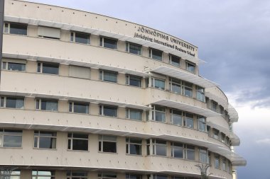 JONKOPING, SwEDEN - 25 Ağustos 2018: Jonkoping Üniversitesi (Jonkoping Uluslararası İşletme Okulu). Jonkoping Üniversitesi 'nin 12.000 öğrencisi var ve 1977' de kuruldu..