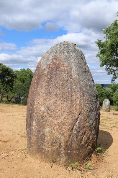 Almendres Portekiz Neolitik Çağ Megalit Anıtı Dikilitaş — Stok fotoğraf