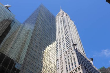 NEW YORK, ABD - 3 Temmuz 2013: Chrysler Binası, New York. Ünlü Art Deco gökdeleni 1930-31 yıllarında dünyanın en yüksek binasıydı..