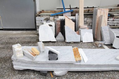 Carrara, İtalya mermer stoneworks mermer taş bloklar.
