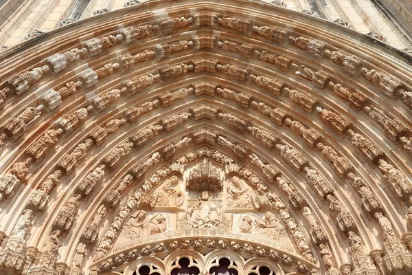 Klasztor Batalha Średniowieczny Gród Gotycki Portugalii Światowego Dziedzictwa Unesco Ozdobny — Zdjęcie stockowe