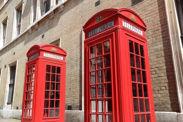Rode Telefooncel Rij Londen Verenigd Koninkrijk — Stockfoto