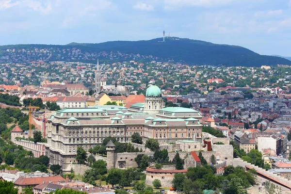 匈牙利布达佩斯 布达城堡区的城市风光 旧城鸟瞰图 — 图库照片