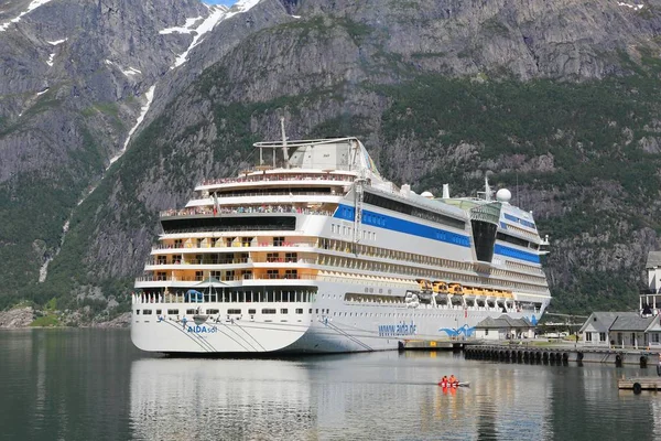 Eidfjord Norway Июля 2015 Года Aidasol Cruise Ship Norway Aida Лицензионные Стоковые Фото